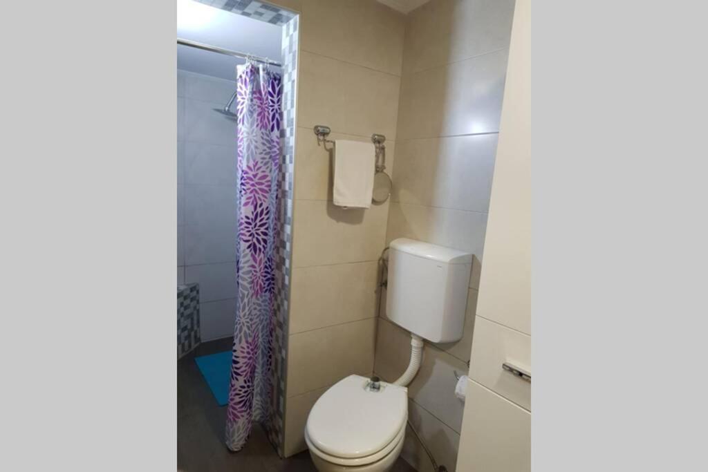 Apartman Sa Garazom I Internetom Sarajevo Exterior photo